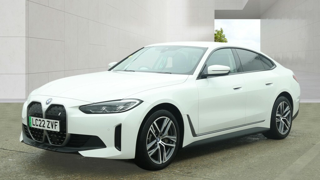 BMW i4 250Kw Edrive40 Sport 83.9Kwh Tech Pack White #2