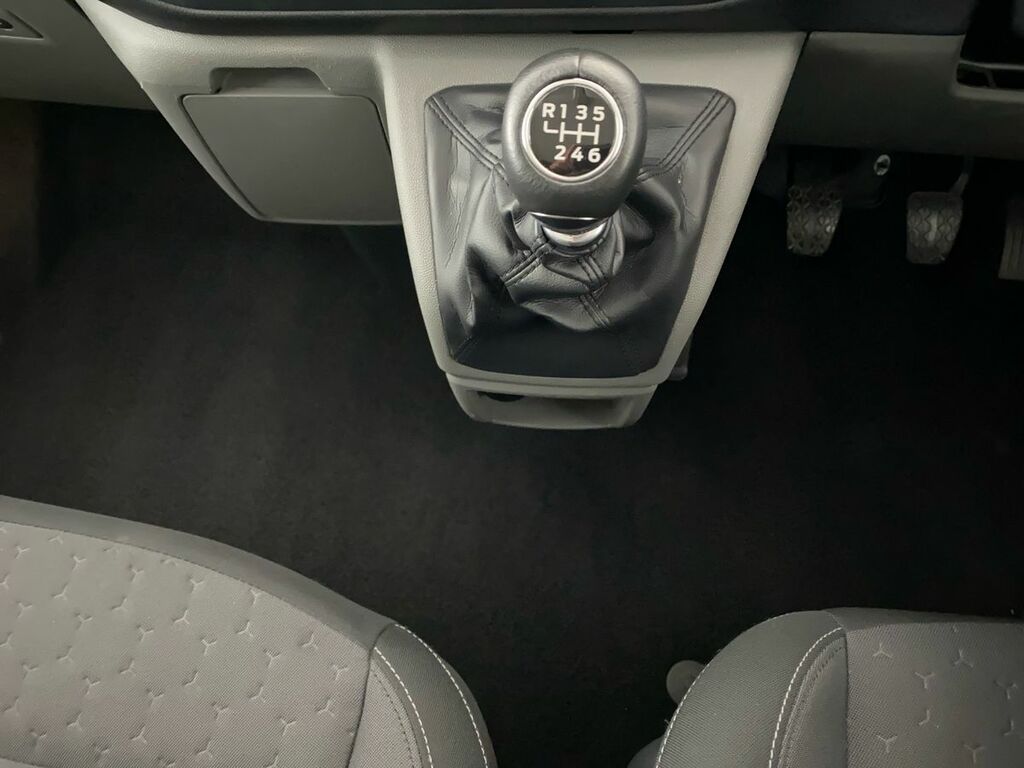 Ford Tourneo Custom Titanium 2.0L Ecoblue 170Ps 8 Speed Bus White #22