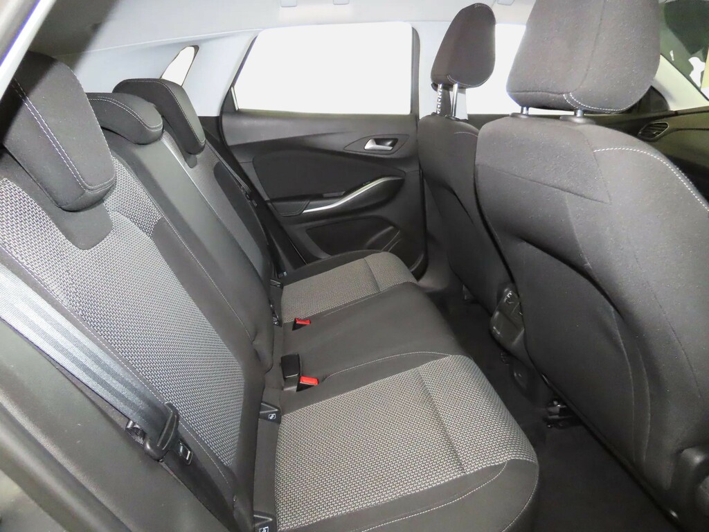 Vauxhall Grandland X Tech Line Nav Red #8