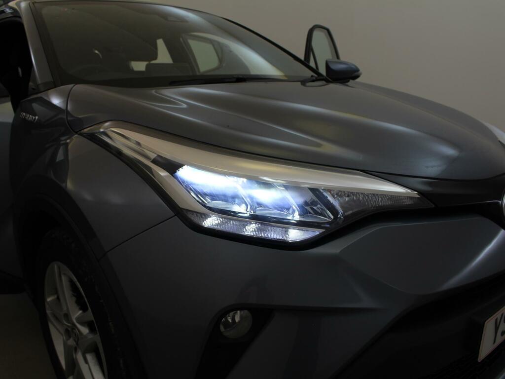 Toyota C-Hr Dynamic Blue #37