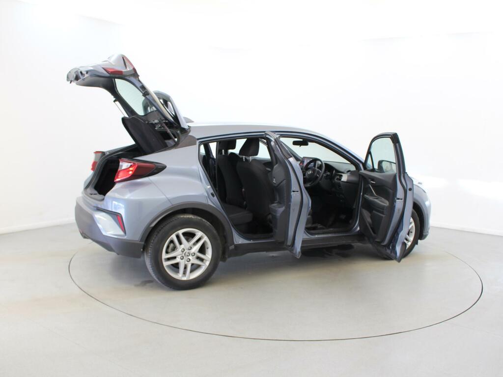 Toyota C-Hr Dynamic Blue #36