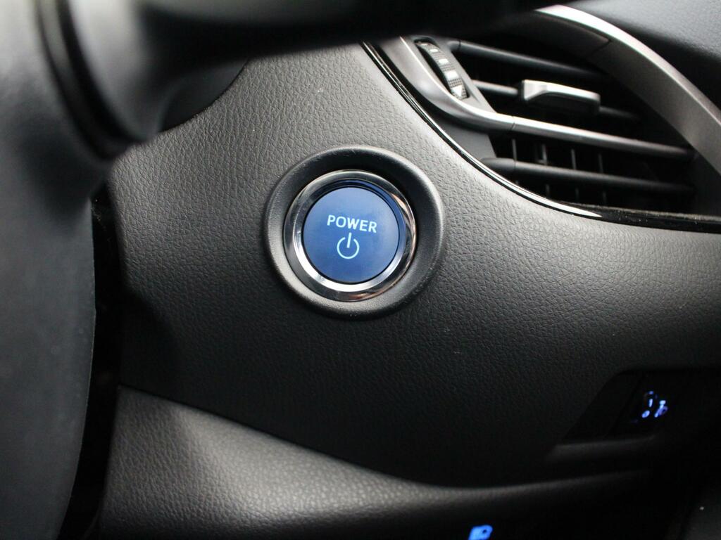 Toyota C-Hr Dynamic Blue #15