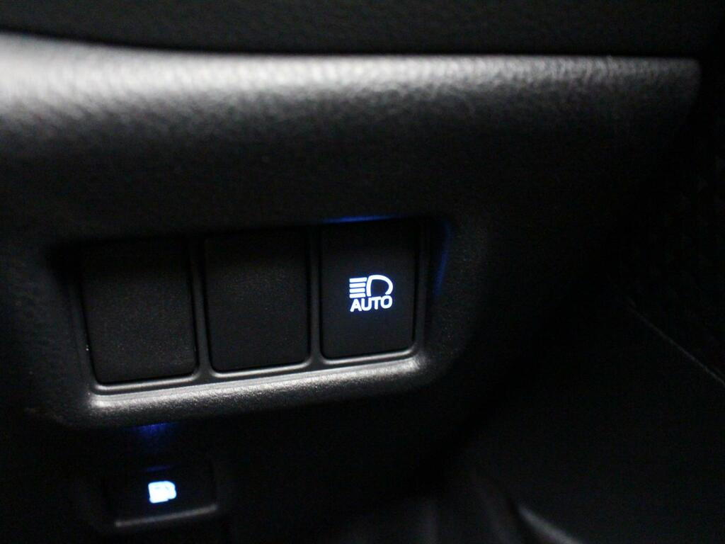 Toyota C-Hr Dynamic Blue #31