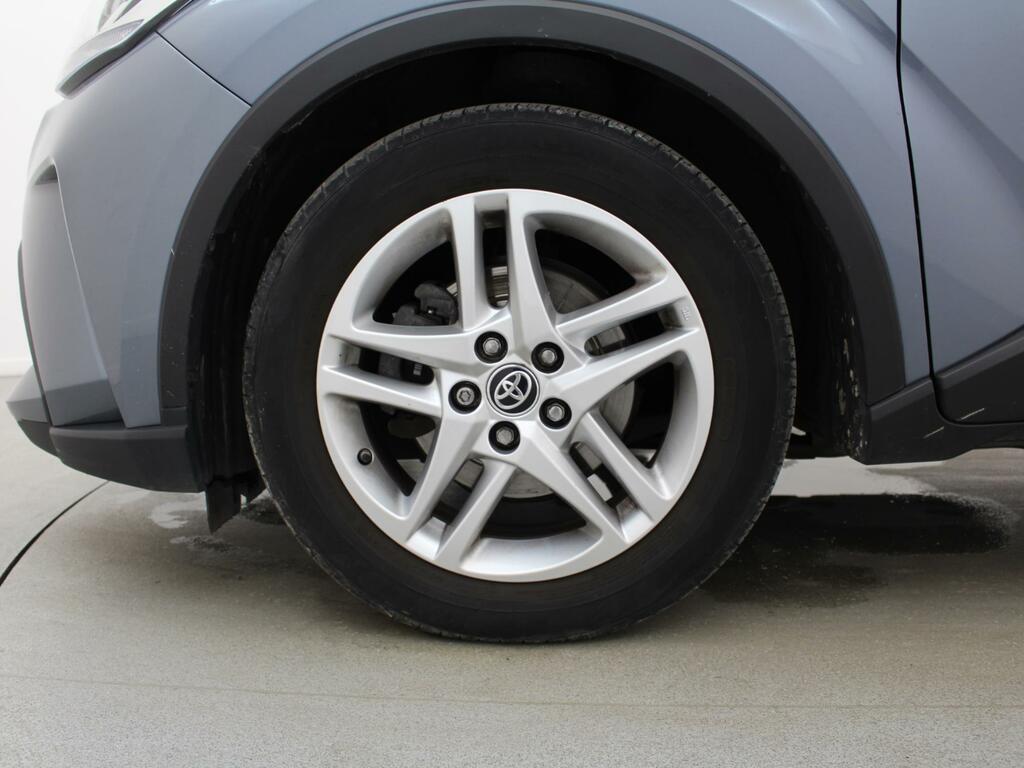 Toyota C-Hr Dynamic Blue #41