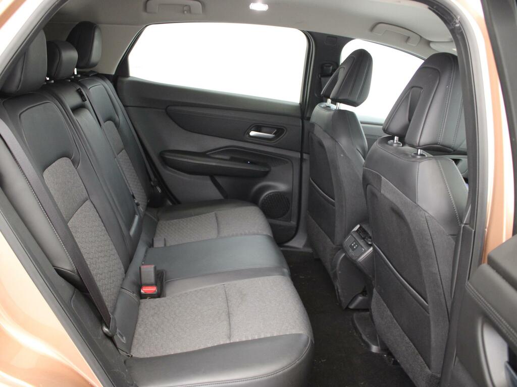 Nissan Ariya Engage 7.4Kw White #12