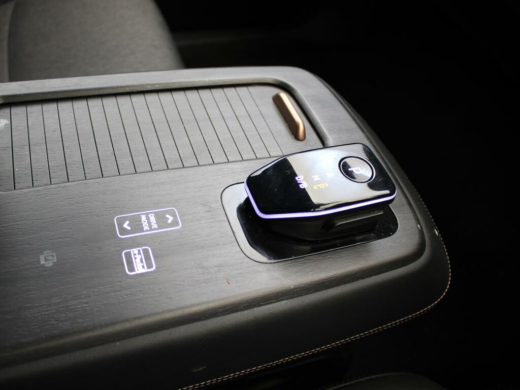 Nissan Ariya Engage 7.4Kw White #25