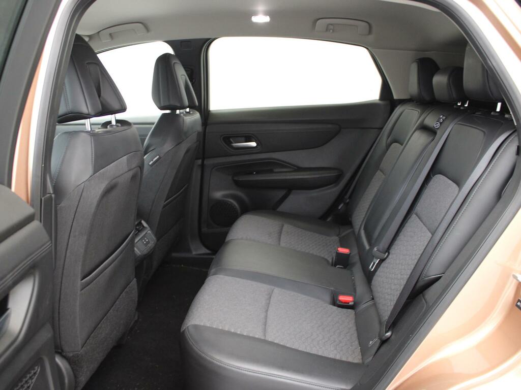 Nissan Ariya Engage 7.4Kw White #11