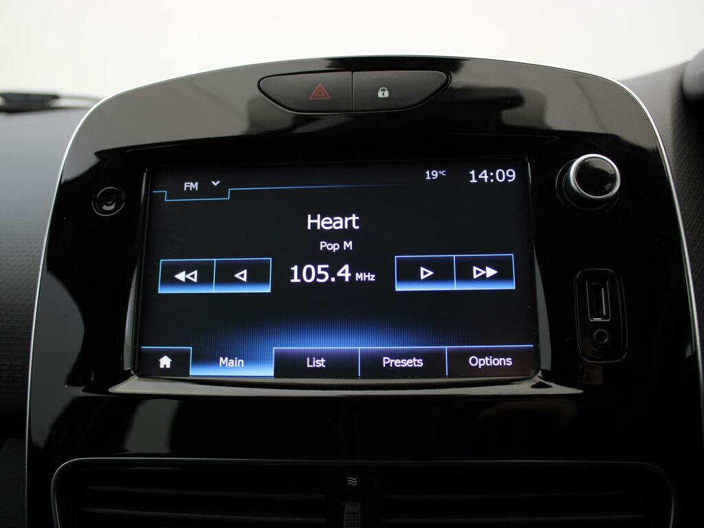 Renault Clio Clio 1.6T 16V Renaultsport Trophy Nav 220 White #19