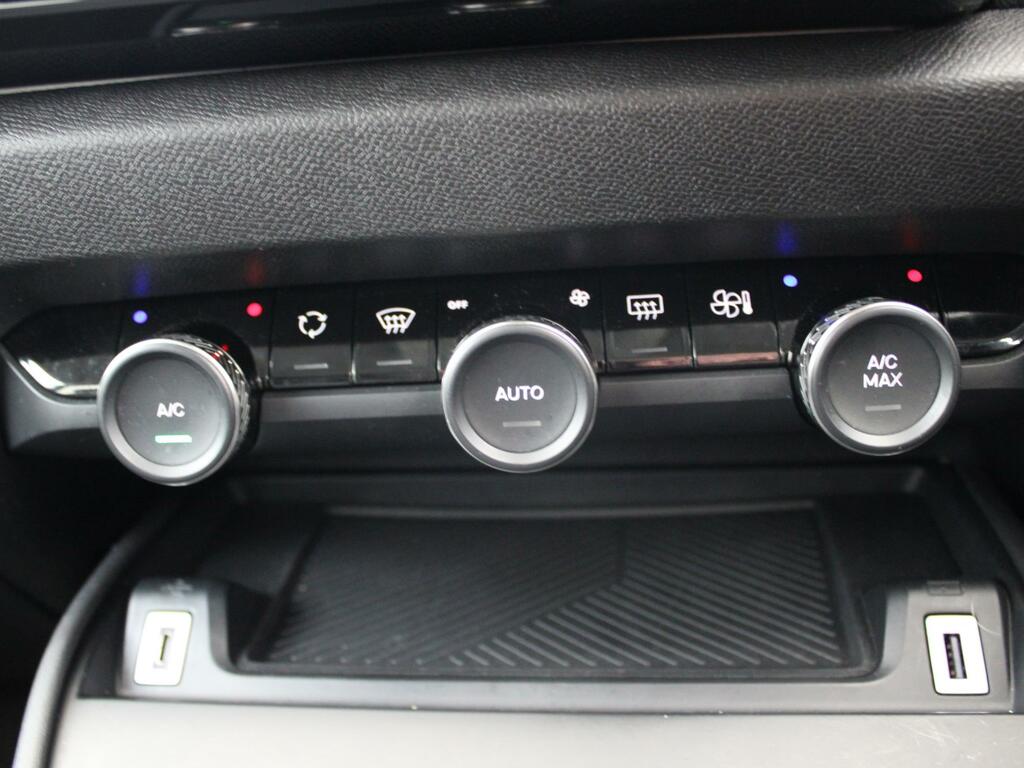 Citroen C4 1.2 Puretech Max Hatchback Eat8 Euro 6 Grey #49