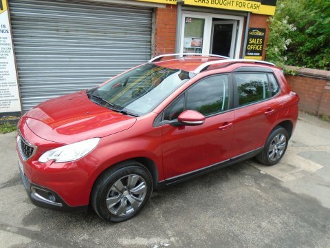Peugeot 2008 1.2 Puretech 110 Gt Line Red #2