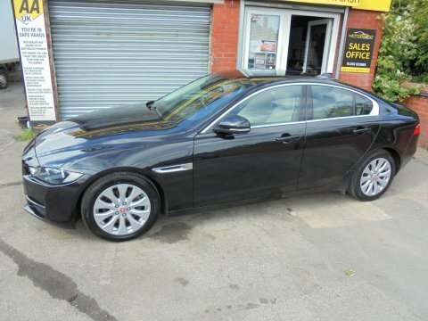 Jaguar XE 2.0D Prestige GJ17BJX Black #2