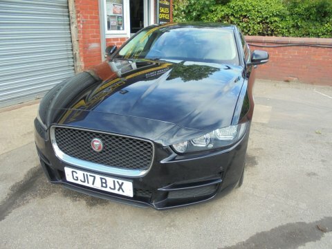 Jaguar XE 2.0D Prestige GJ17BJX Black #3