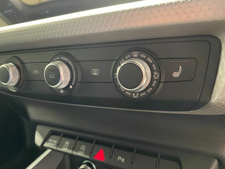 Audi A1 1.0 Tfsi 30 116Ps S Tronic S Line Spor FD26HJX Blue #6