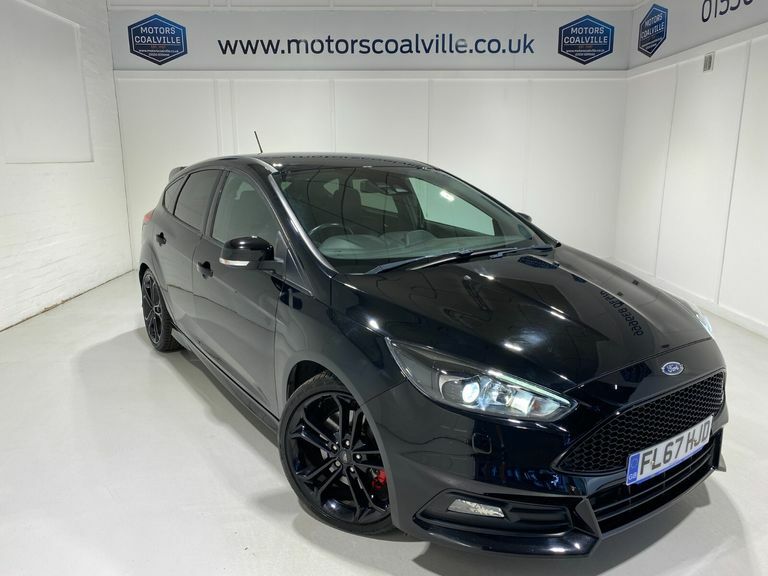 Ford Focus 2.0 Turbo Ecoboost 250Ps 6 Spd St-3 5Dr. Black