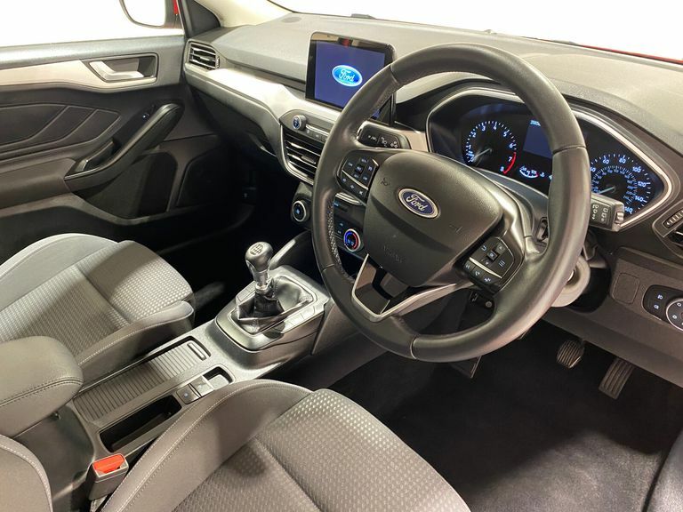 Ford Focus 1.5 Ecoblue 120 St-line 2021 Grey #3