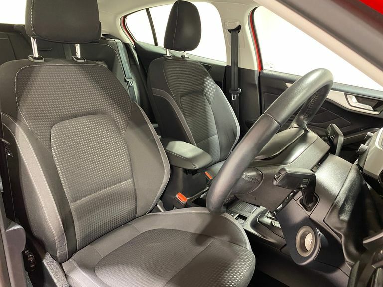 Ford Focus 1.5 Ecoblue 120 St-line 2021 Grey #2