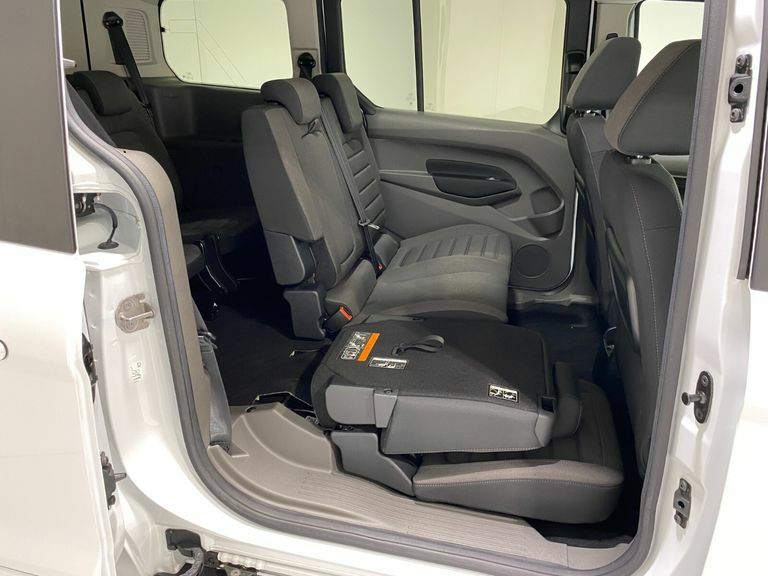 Ford Grand Tourneo Connect Ecoblue Titanium Red #25