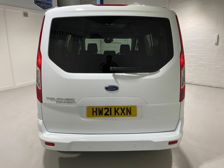 Ford Grand Tourneo Connect Ecoblue Titanium Red #15