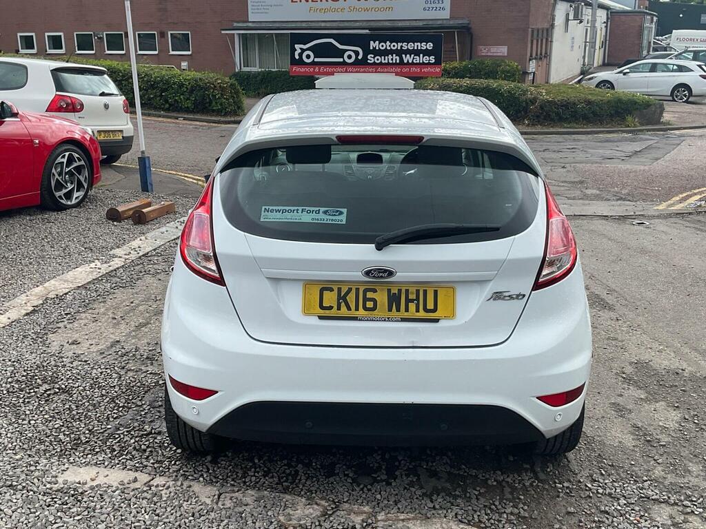 Ford Fiesta 1.5 Tdci Zetec Euro 6 White #2