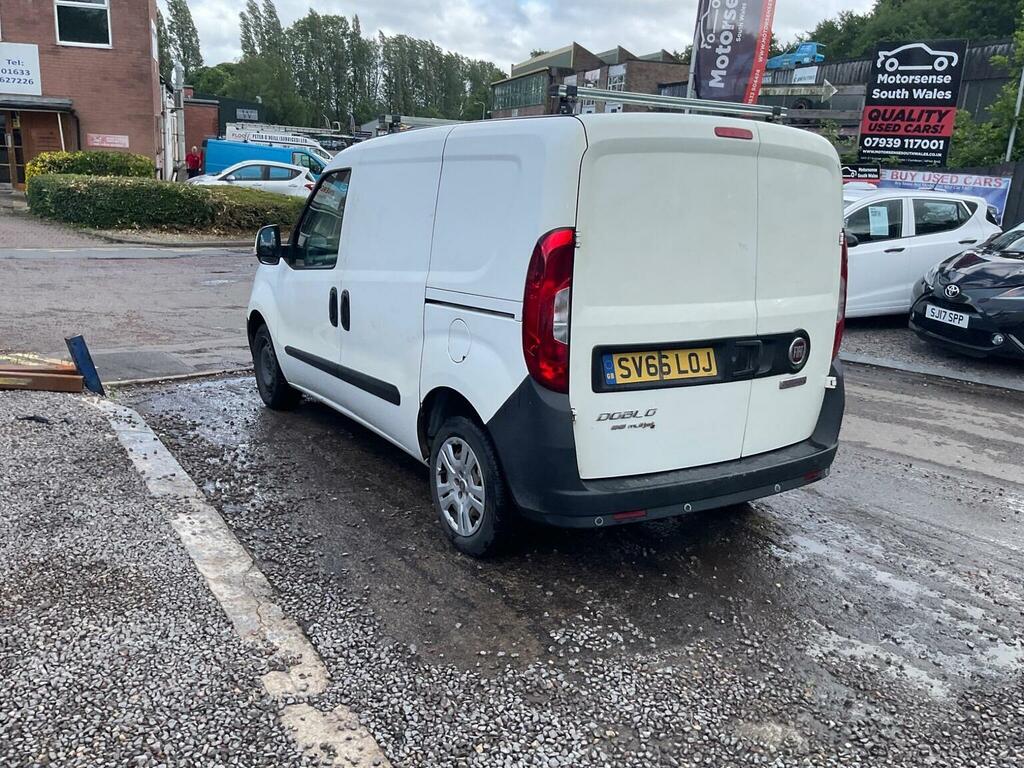 Fiat Doblo Easy White #79