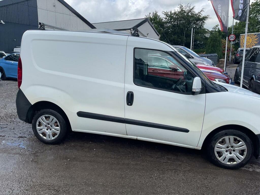 Fiat Doblo Easy White #48