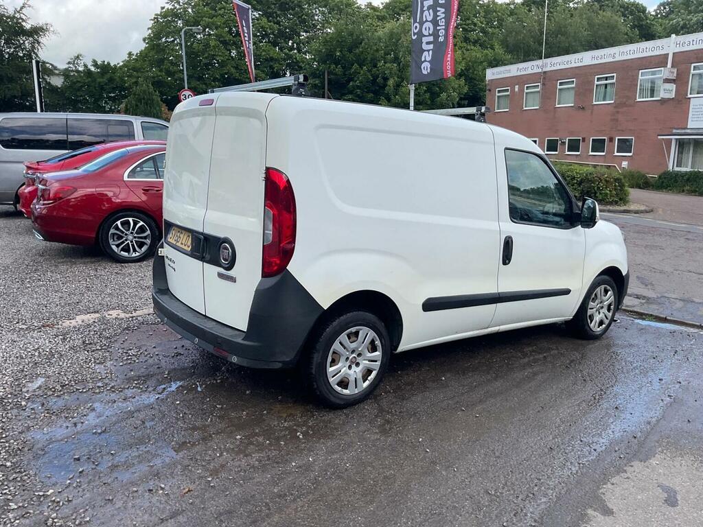 Fiat Doblo Easy White #58