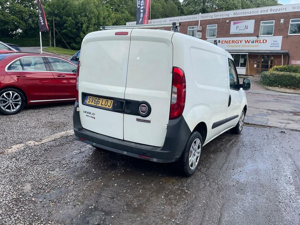 Fiat Doblo Easy White #63