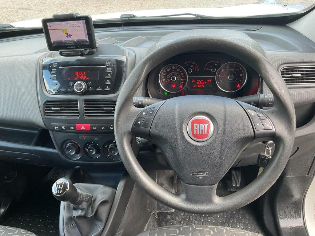 Fiat Doblo Easy White #19