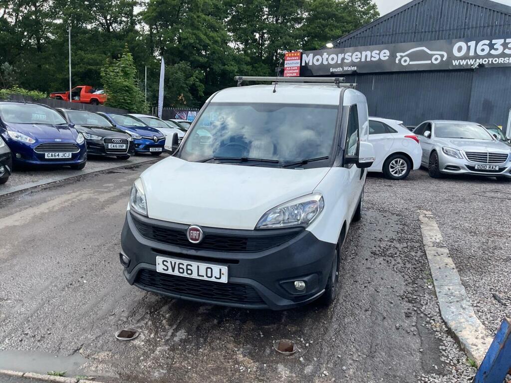Fiat Doblo Easy White #30