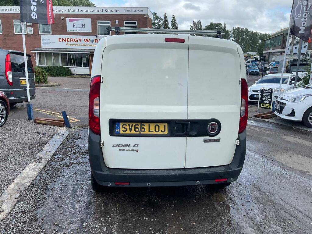 Fiat Doblo Easy White #75