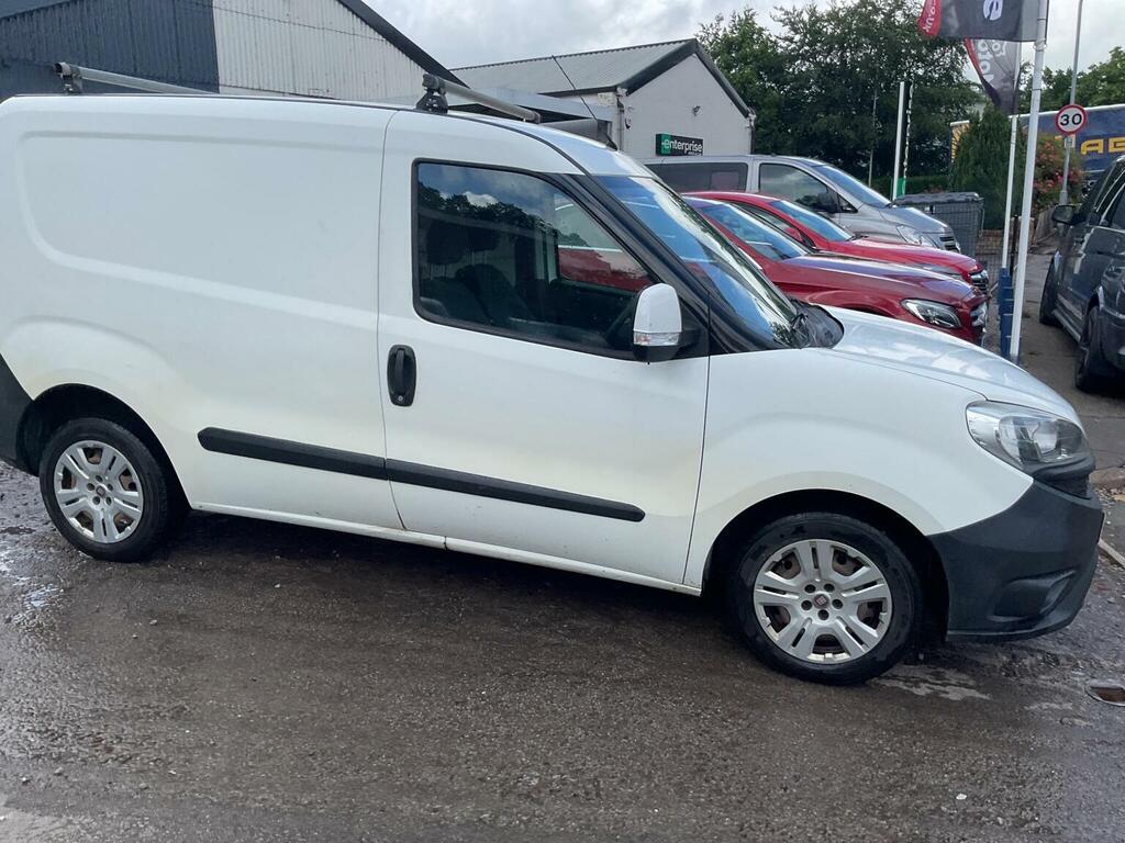 Fiat Doblo Easy White #50