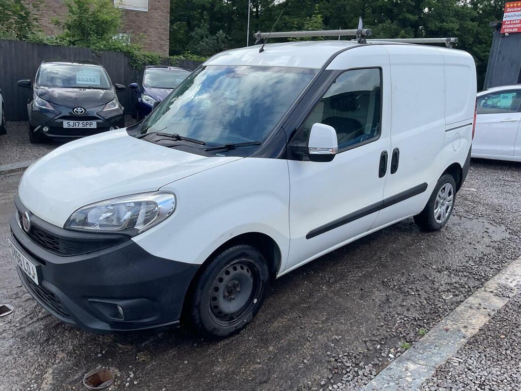Fiat Doblo Easy White #99