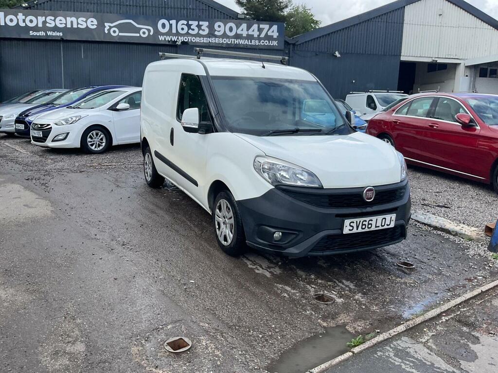 Fiat Doblo Easy White #40