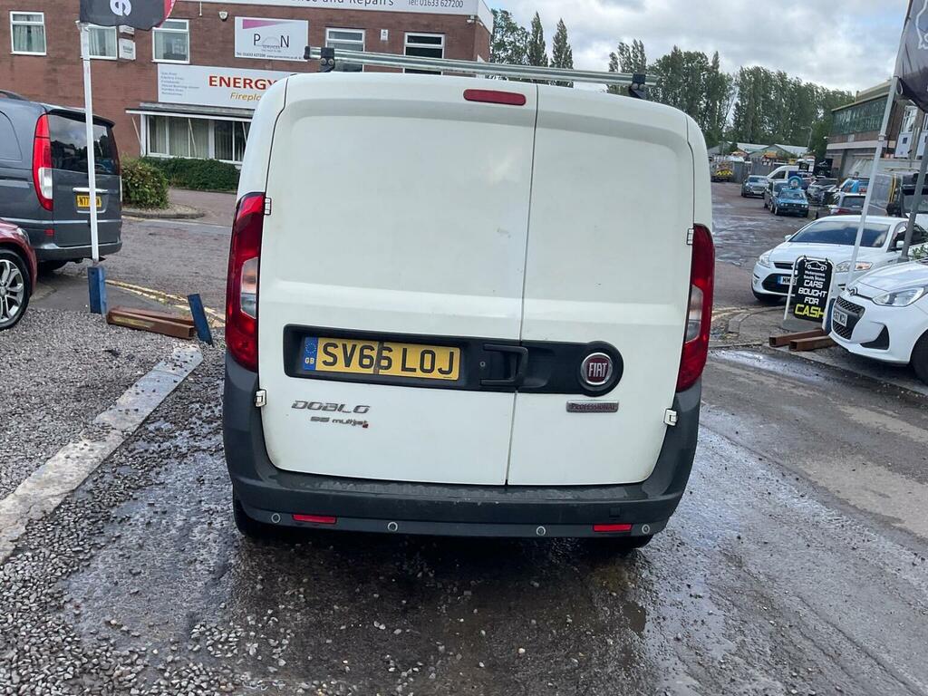 Fiat Doblo Easy White #76