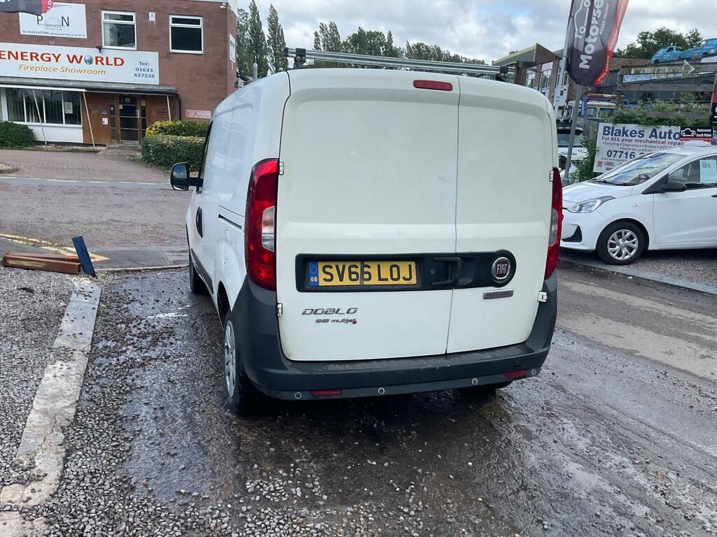 Fiat Doblo Easy White #73