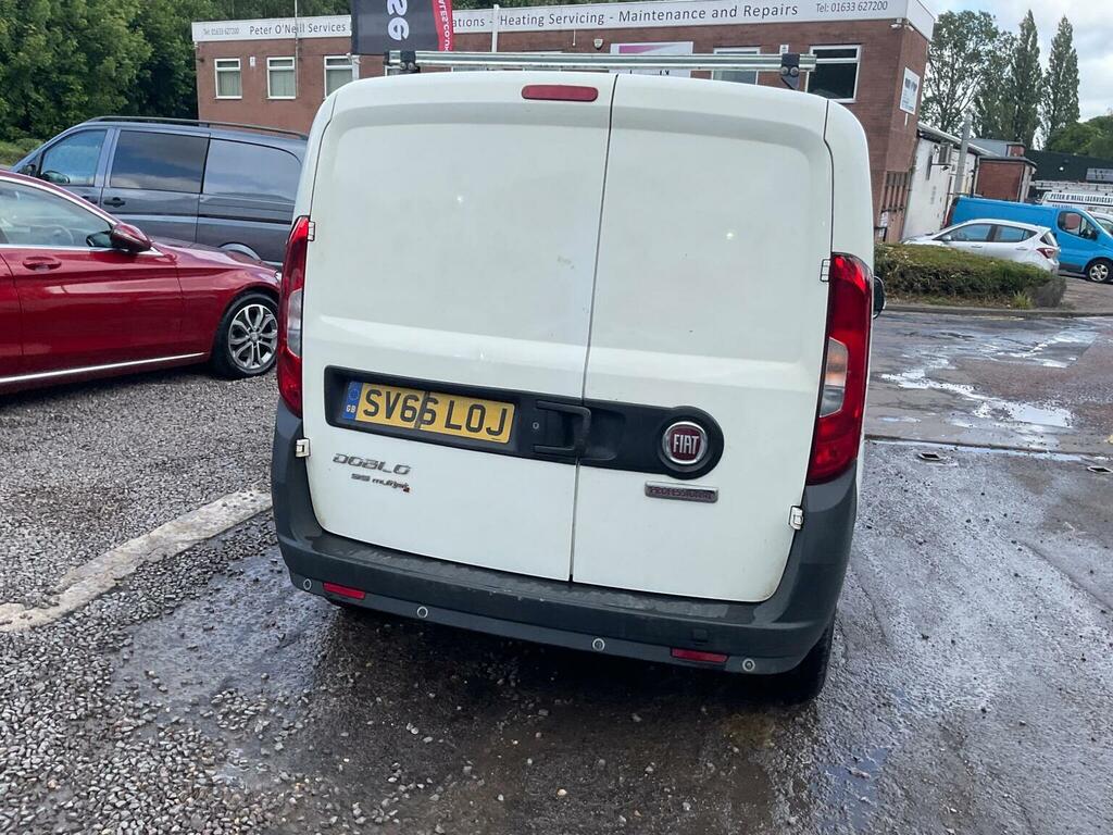 Fiat Doblo Easy White #69