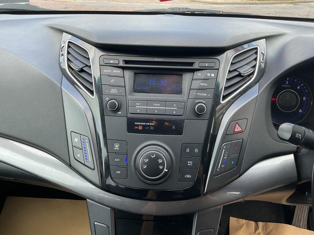 Hyundai I40 1.7 Crdi Se Nav Blue Drive 139 Bhp Blue #24