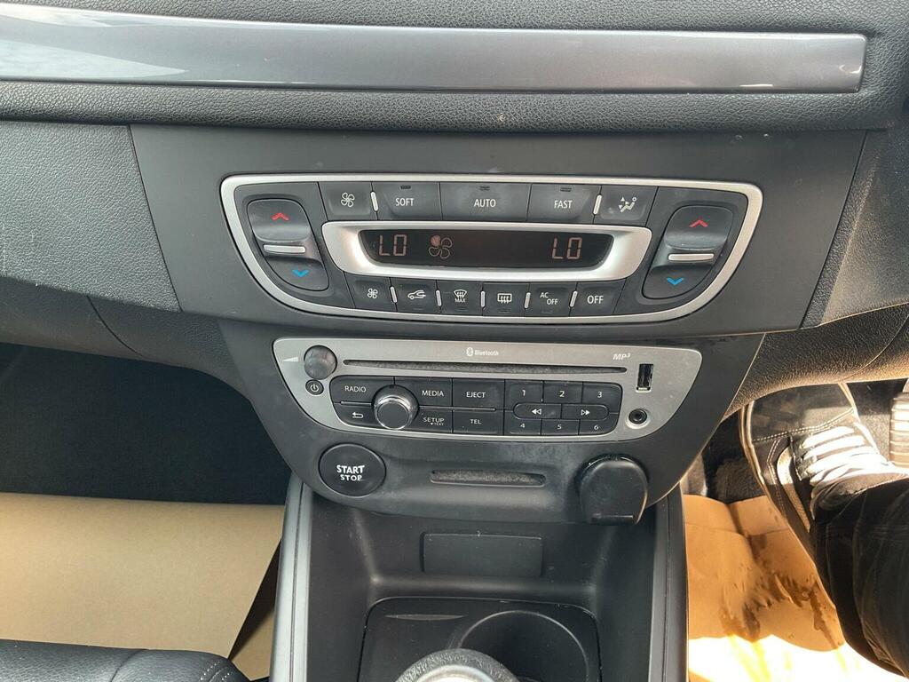Renault Megane 1.6 Vvt Dynamique  #21