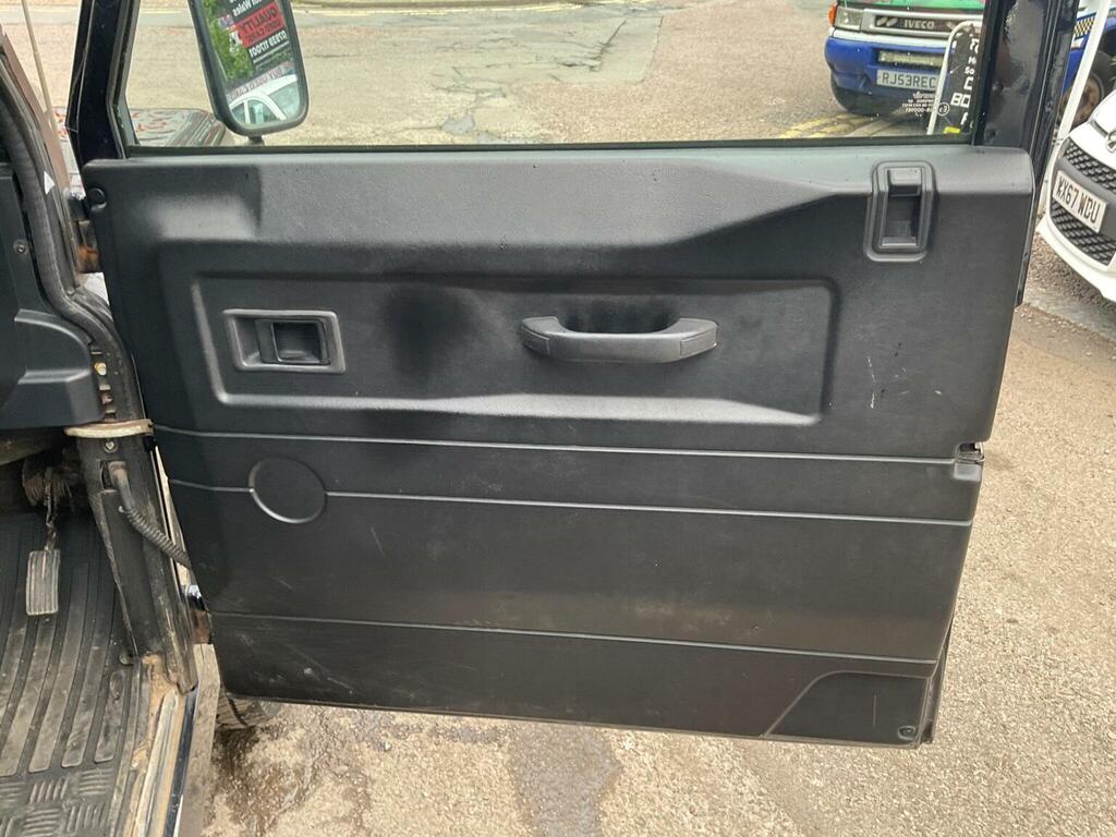Land Rover Defender 110 Suv Black #15