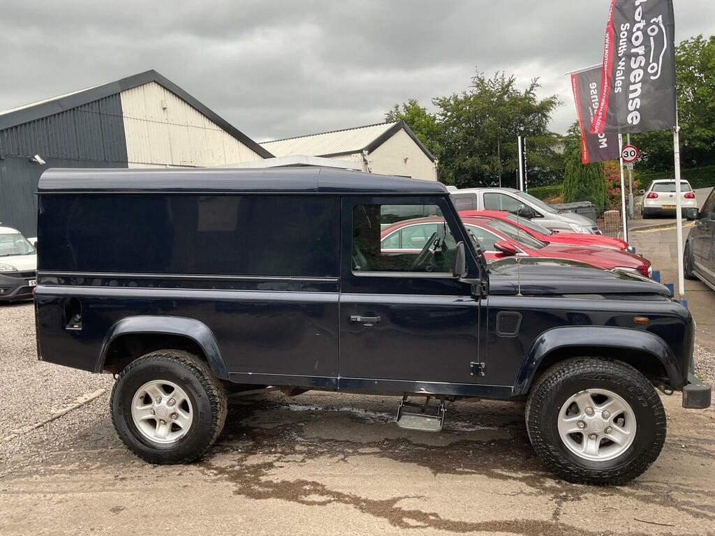 Land Rover Defender 110 Suv Black #8