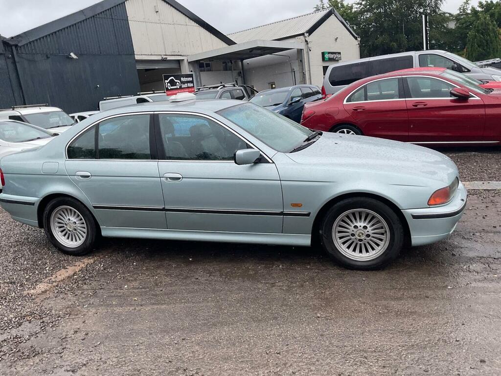BMW 5 Series  Blue #53