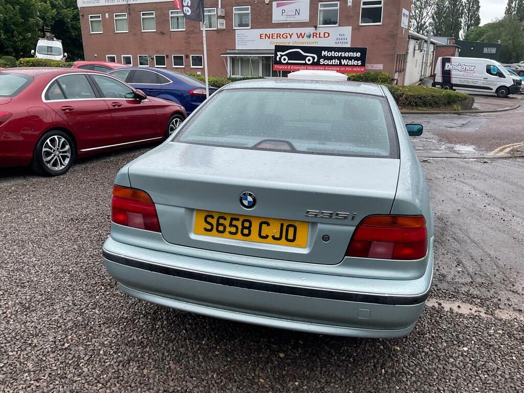 BMW 5 Series  Blue #86