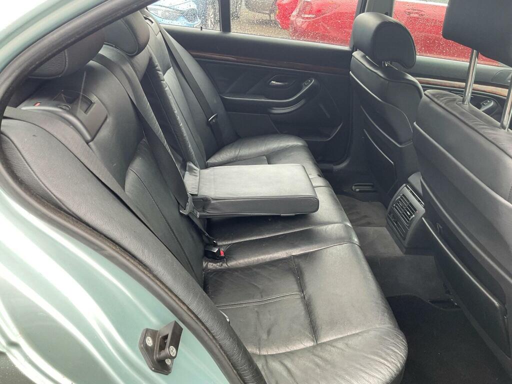 BMW 5 Series  Blue #7