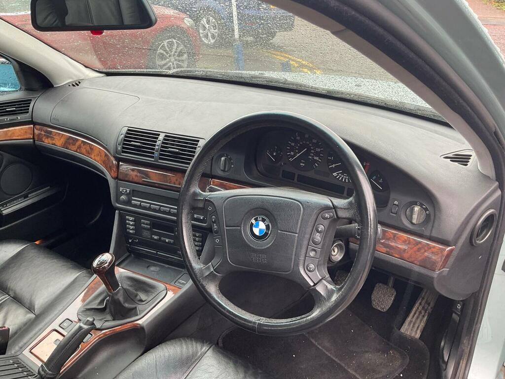 BMW 5 Series  Blue #8