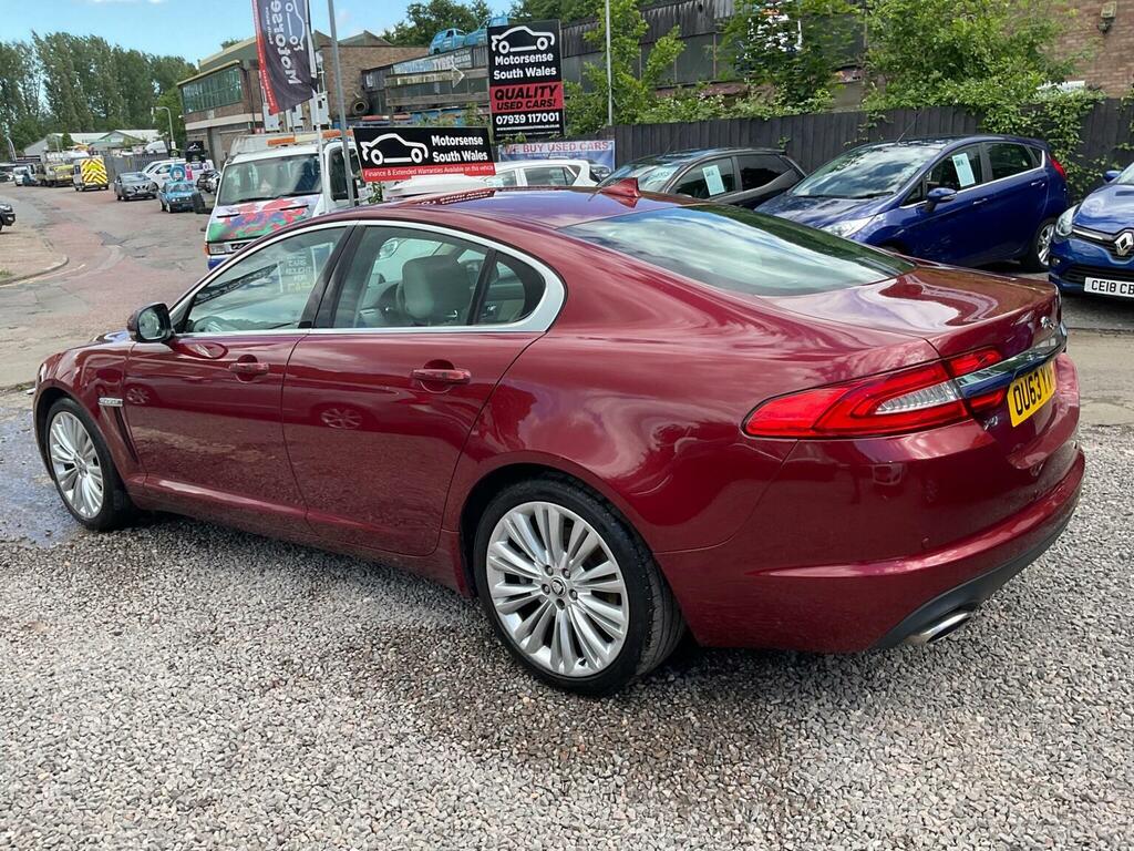 Jaguar XF D V6 Premium Silver #91