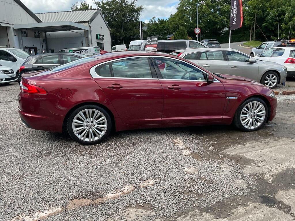 Jaguar XF D V6 Premium Silver #73