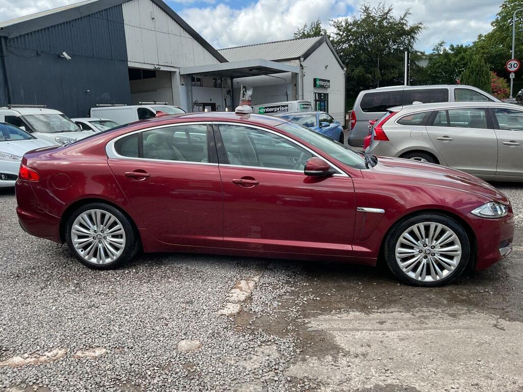 Jaguar XF D V6 Premium Silver #60
