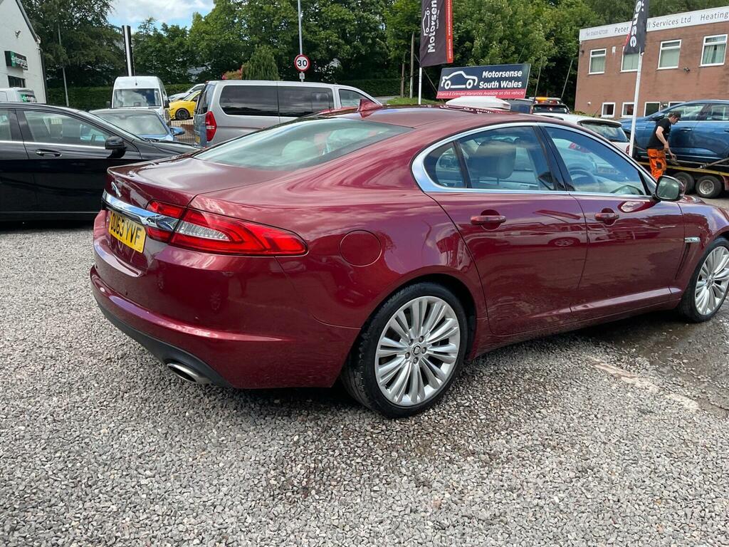 Jaguar XF D V6 Premium Silver #75