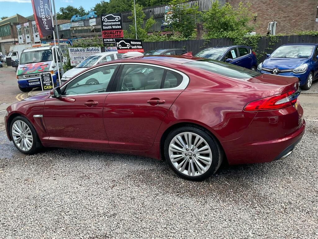 Jaguar XF D V6 Premium Silver #96