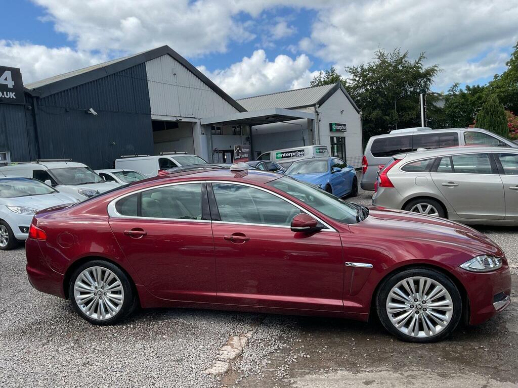Jaguar XF D V6 Premium Silver #21